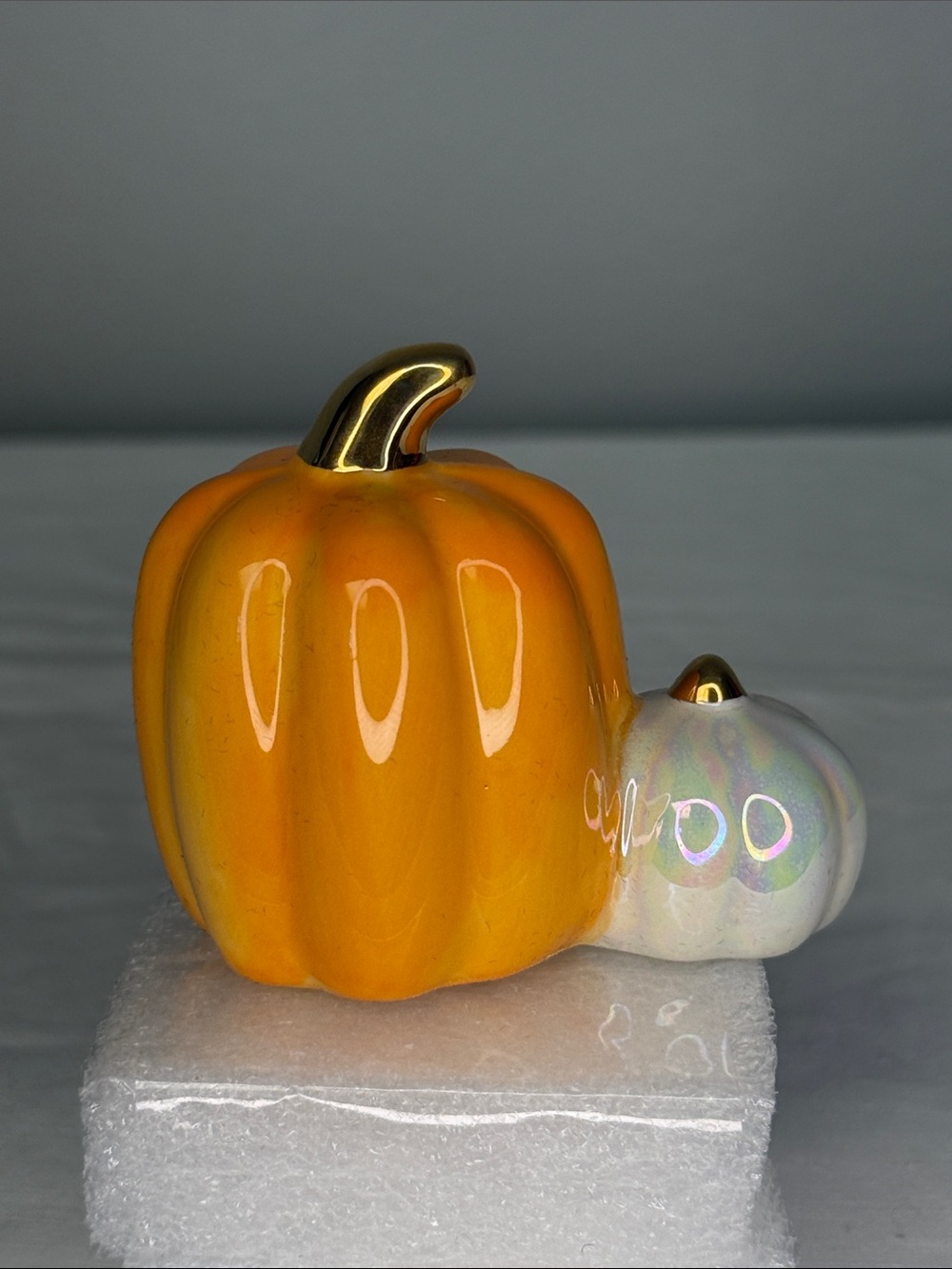 Nora Fleming Halloween Pumpkin Mini Orange White Iridescent Gold Stem Retired